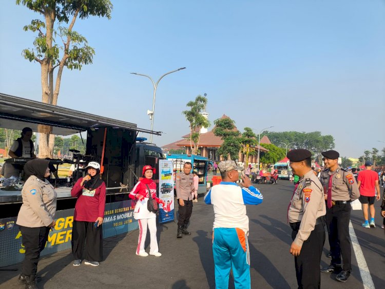 Sat Samapta Polresta Sidoarjo Hadir Amankan Aktivitas Masyarakat saat Olahraga Akhir Pekan